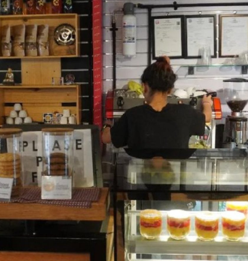 E's Nest Cafe